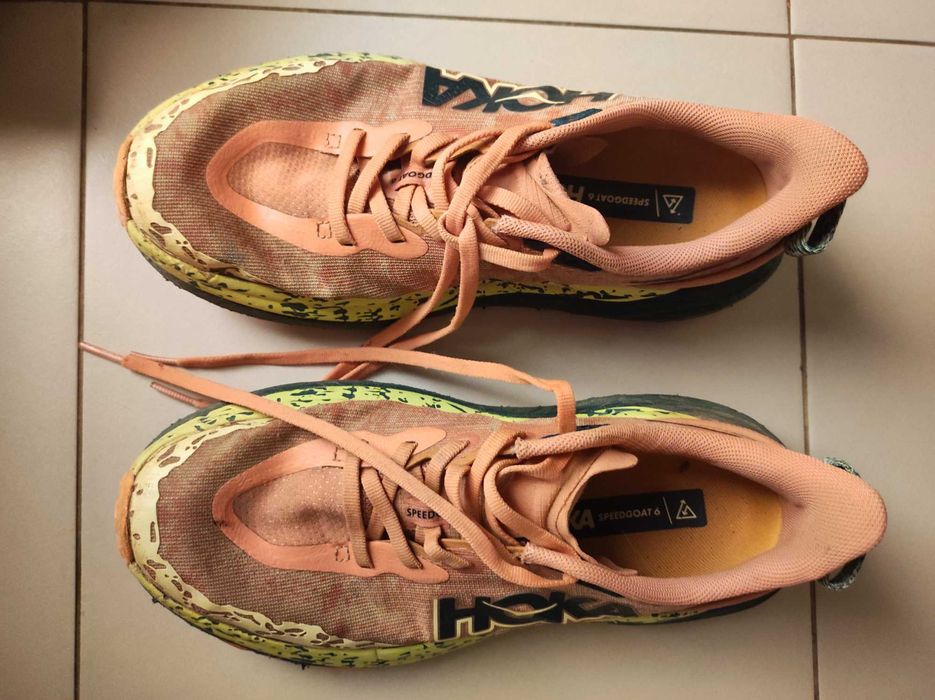 Vendo Sapatilhas Hoka Speedgoat 6