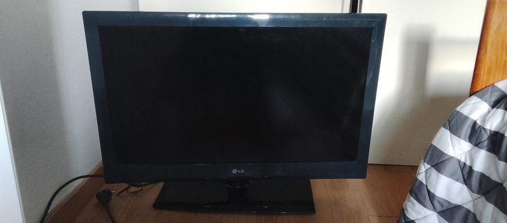 Televisão LG e discodificador nos