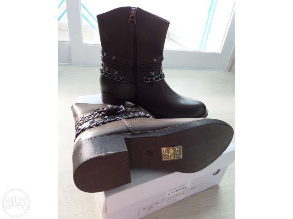 Botas castanhas novas 37