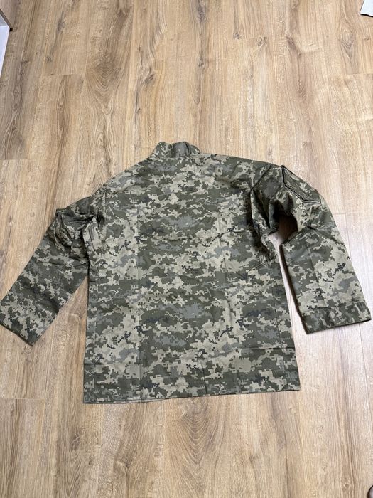 Форма нова. Демисезонна.