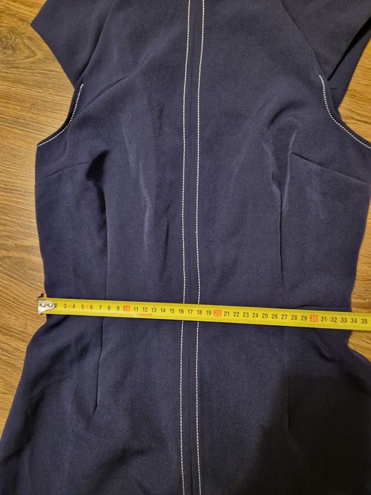 Nowa sukienka Reserved r. 38