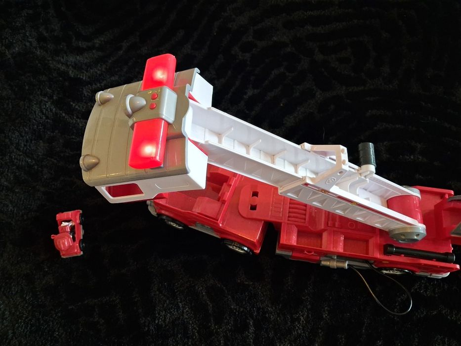 Camiao Patrulha Canina Ultimate Bombeiro Fire Truck Resgate Marshal