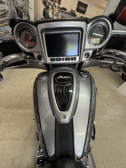 Indian chieftain elite 1811cc