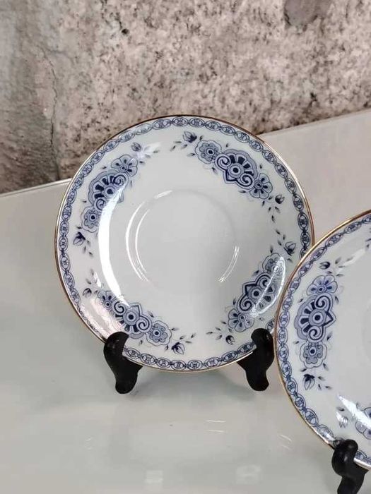Par de Pratos / Pires Vista Alegre - Porcelana Portuguesa ENVIO GRATIS