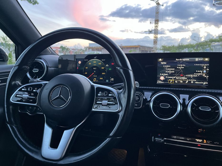 Mercedes-Benz A200