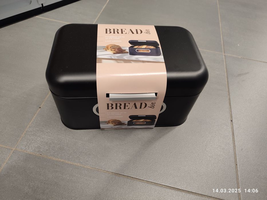 Nowy czarny chlebak pojemnik na chleb