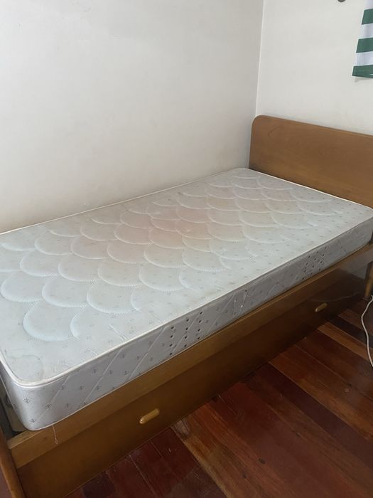 Colchao+Cama de Solteiro c/ Gavetao | Madeira