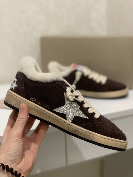 Кеди зимові з хутром golden goose кеды зимние 36 розмір в наявності