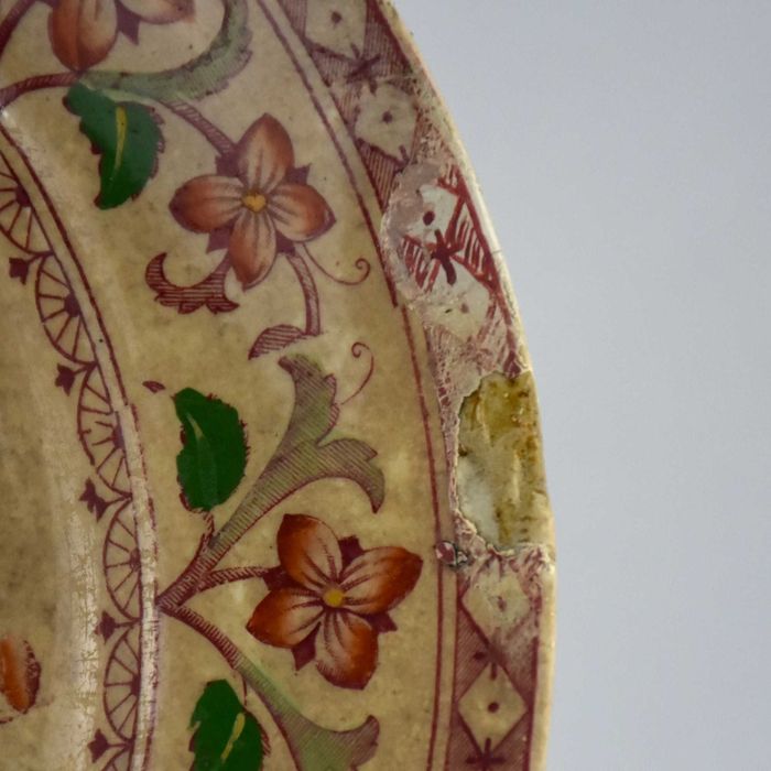 Travessa Faiança Inglesa decoração “Verona” Wedgwood & Cº ivory