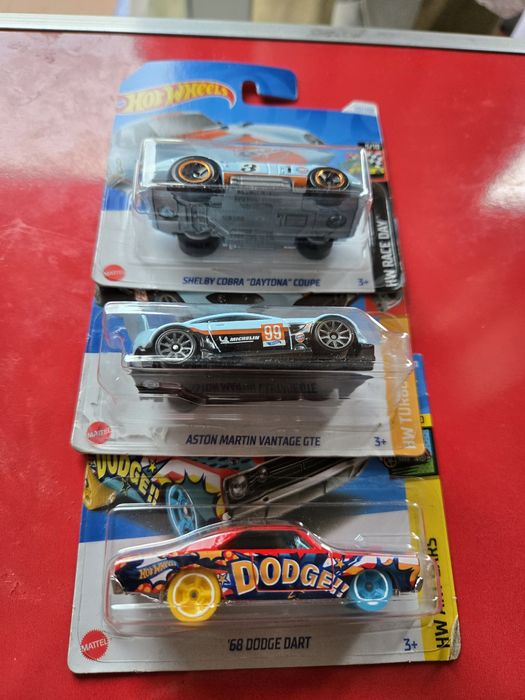 Hotwheels variados diecast