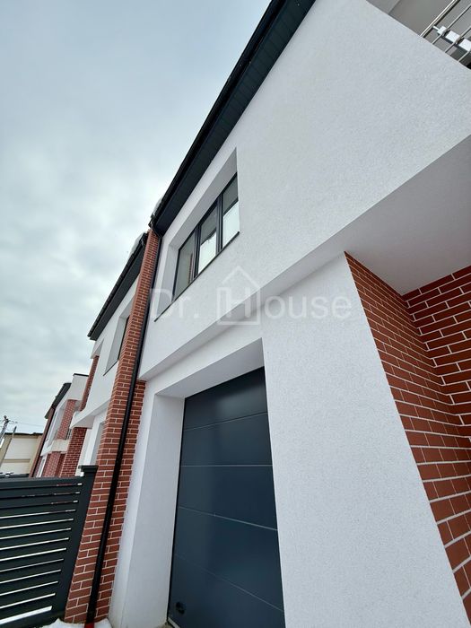 Продаж котеджів у с. Конопниця — всього 7 хвилин до Львова