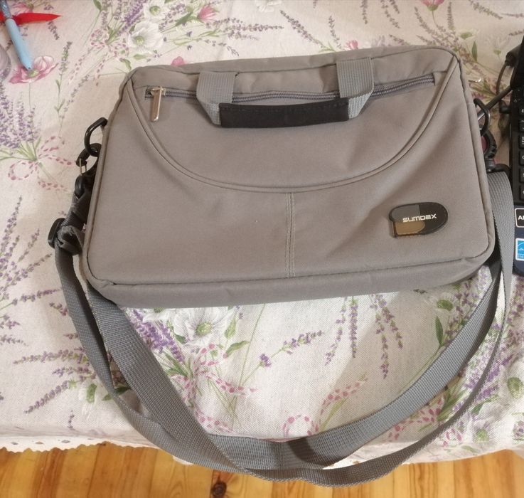 Сумка сумочка для нетбука матбука планшета