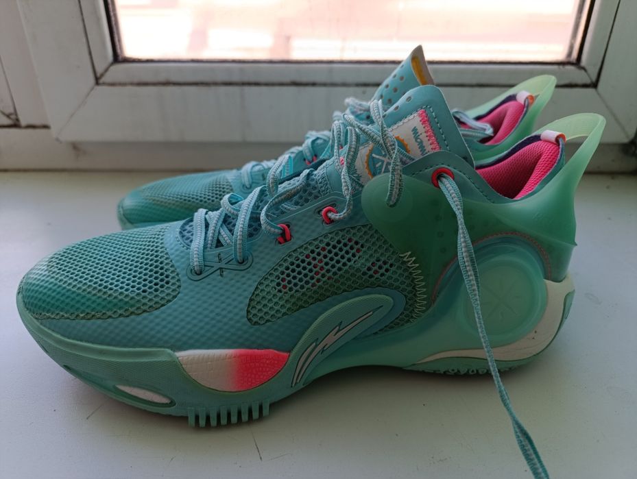 Баскетбольні кросівки Li- Ning fission 8 професійні