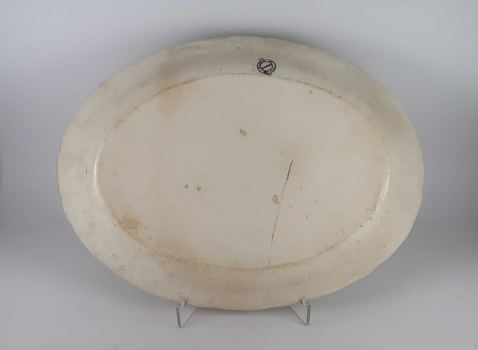 Terrina com Travessa Sacavém - Rio (ref 1)