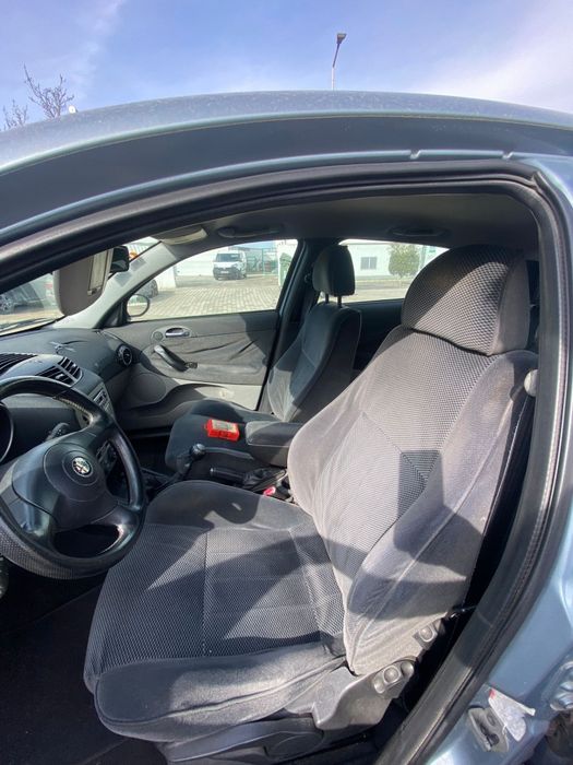 Alfa Romeo 147 1.9 Jtd De 2002 Disponível Para Peças Botoes Vidros