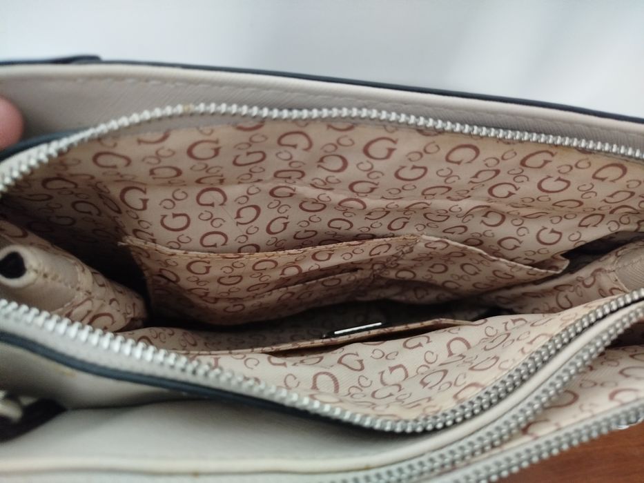 Orginalna piękna torba Guess