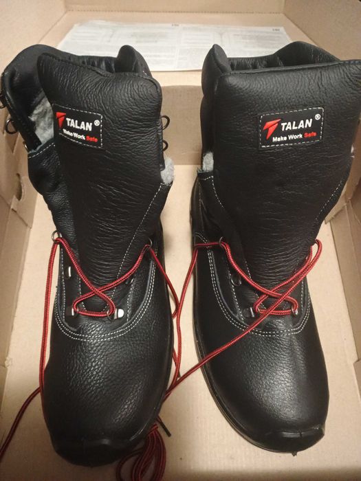 Ботинки теплые зимние высокие 43 р