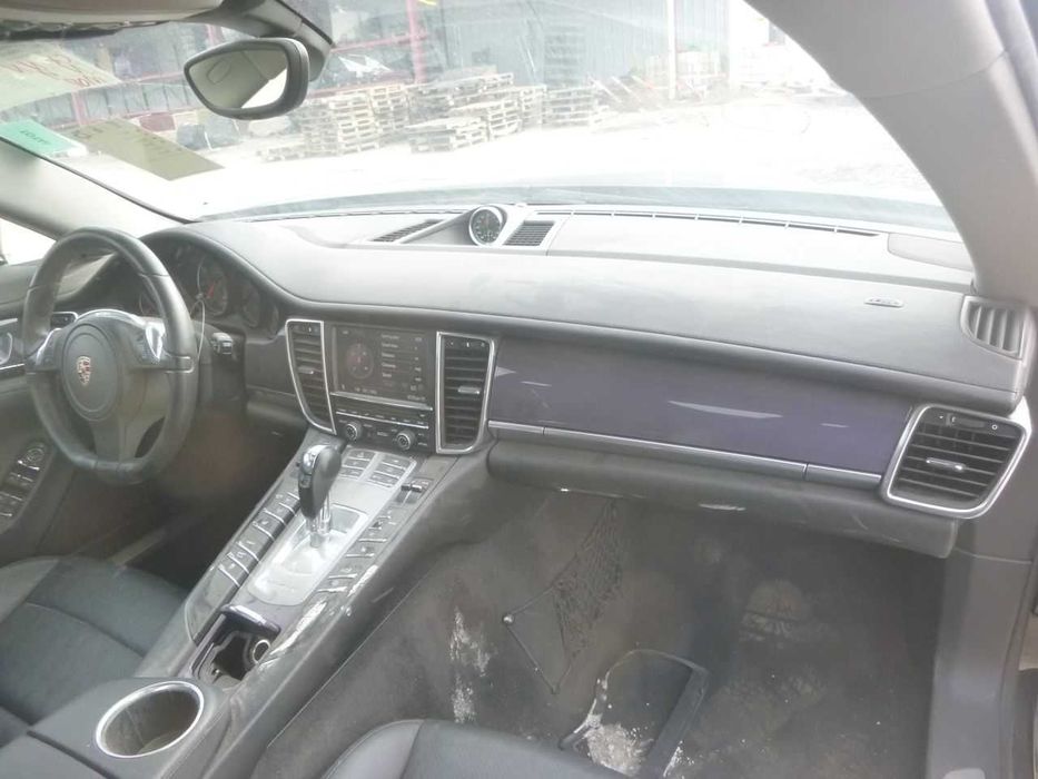 Порше Панамера 4 / Porsche Panamera 4 США шрот б/у авторозборка