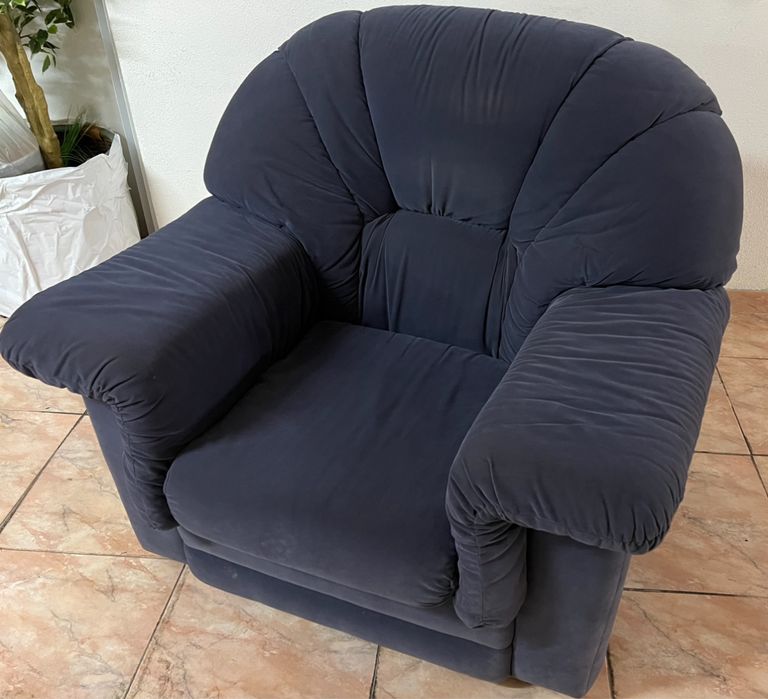 Sofas de 1 lugar mais 1 sofa de 2/3 lugares (veludo)