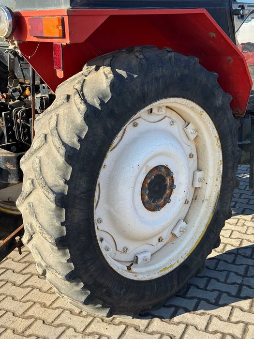 Kompletne, wąskie koła 13.6-38 | Do Międzyrzędzi | np. ZETOR 7211