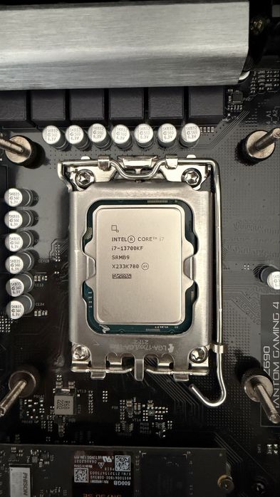 PC Gaming i7 13700KF | MSI RTX 3070Ti | 32GB RAM | 1TB64585880886787122