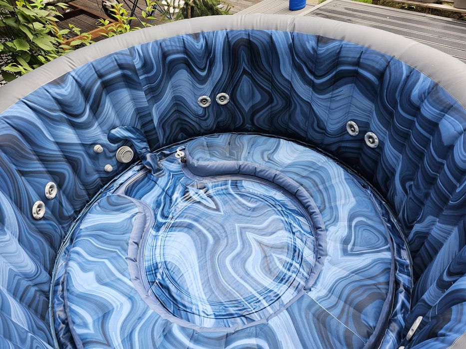 Lay spa Santorini jacuzzi