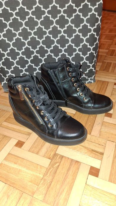 Buty na koturnie 38 (wiosna/jesień)