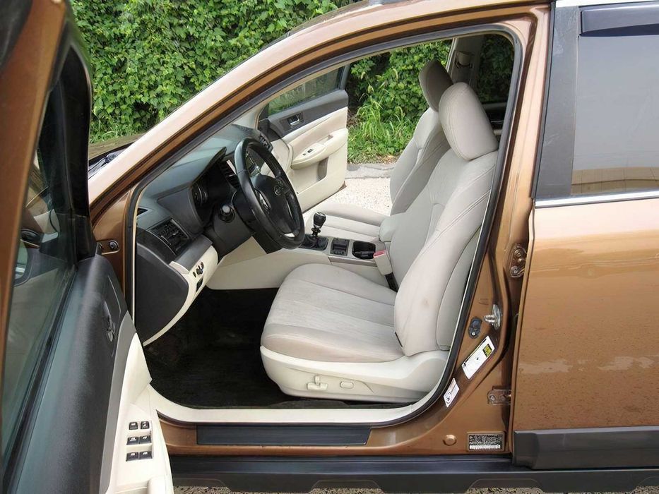 Subaru Outback      2013