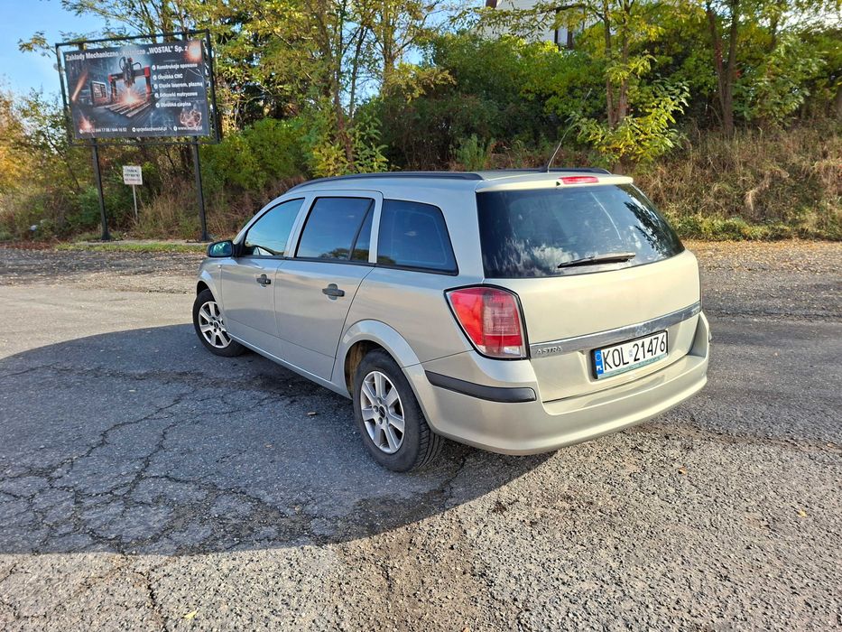 Opel Astra H kombi 1.7 CDTI