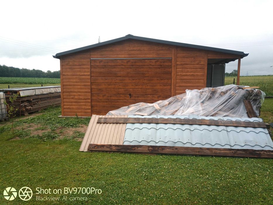 drewnopodobny garaż z zadaszeniem 5x6 6x6 profil zamknięty rynny