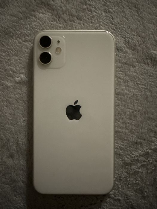 sprzedam iPhone 11 - stan dobry/b.dobry