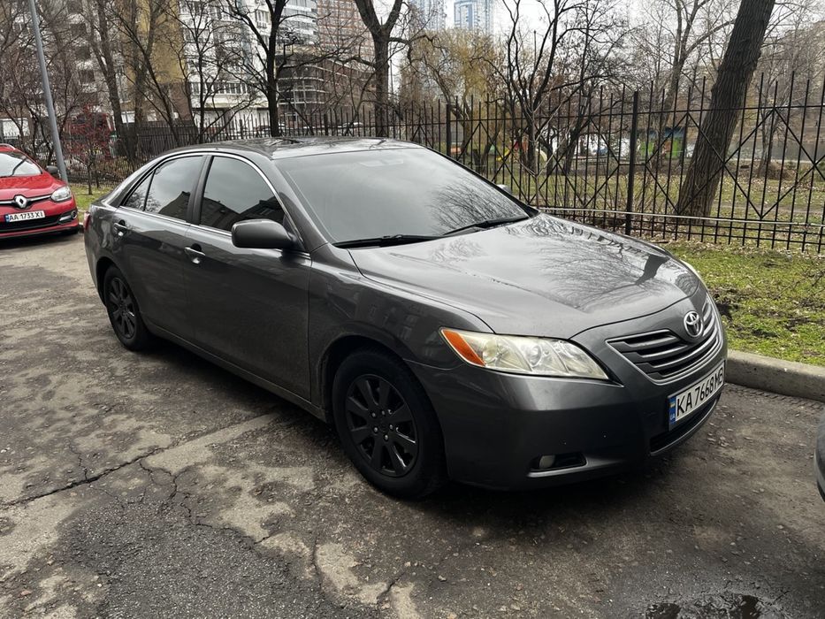 Продам Toyota Camry 40