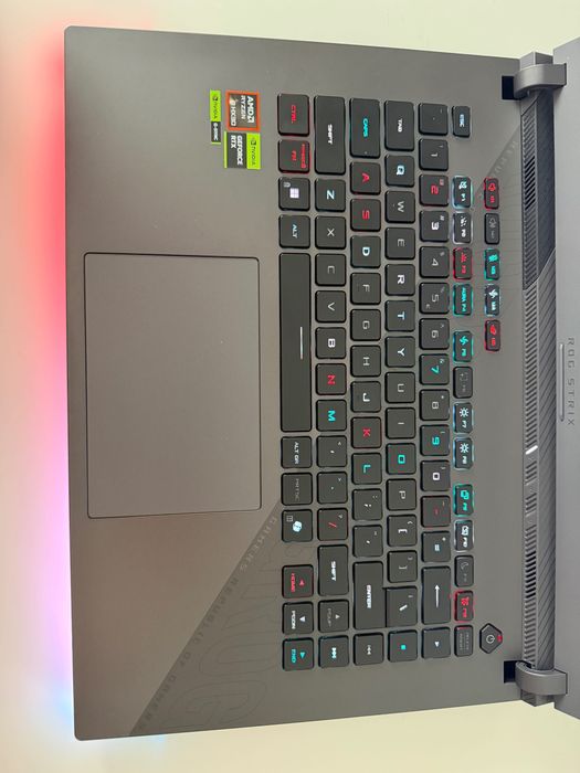 ASUS ROG Strix G16 | R9 9955HX3D | RTX 5070 Ti 12GB | 32GB | 1TB SSD