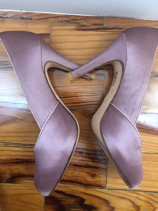 Sapatos forrados em seda TAM 37