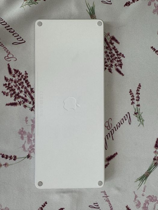 Apple Magic Keyboard – bezprzewodowa klawiatura, srebrna/biała