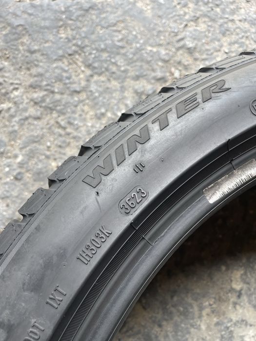 255/40 R20 Pirelli Winter Sottozero 3 (Германія) 2шт./ 2023 рік./ близько до нових