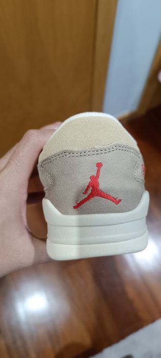 Jordan flight court