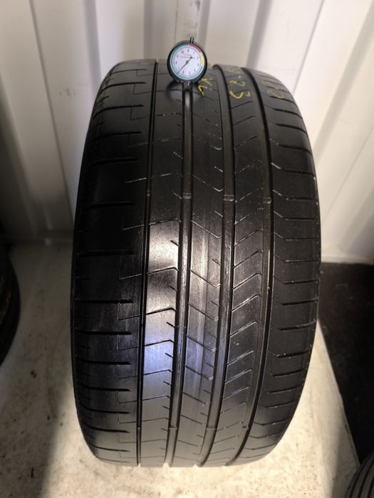 Opona Pirelli P zero 295/35/22 pojedynka