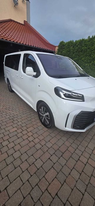 Toyota Proace Verso brutto
