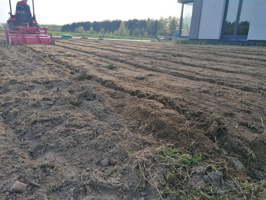 Usługi glebogryzarka spalinowa i minitraktorem z glebogryzarką