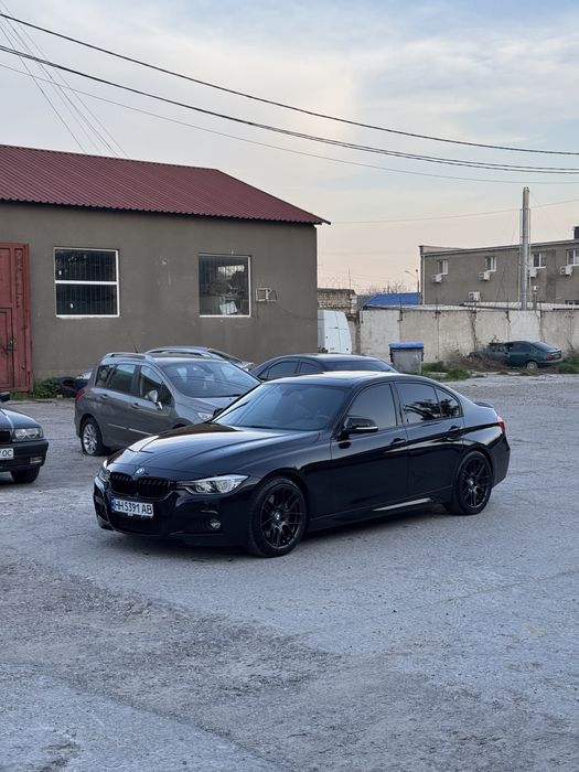 BMW 3 Series 2017 VIN WBA8B9G38HNU54574 фото оголошення 2 з 8