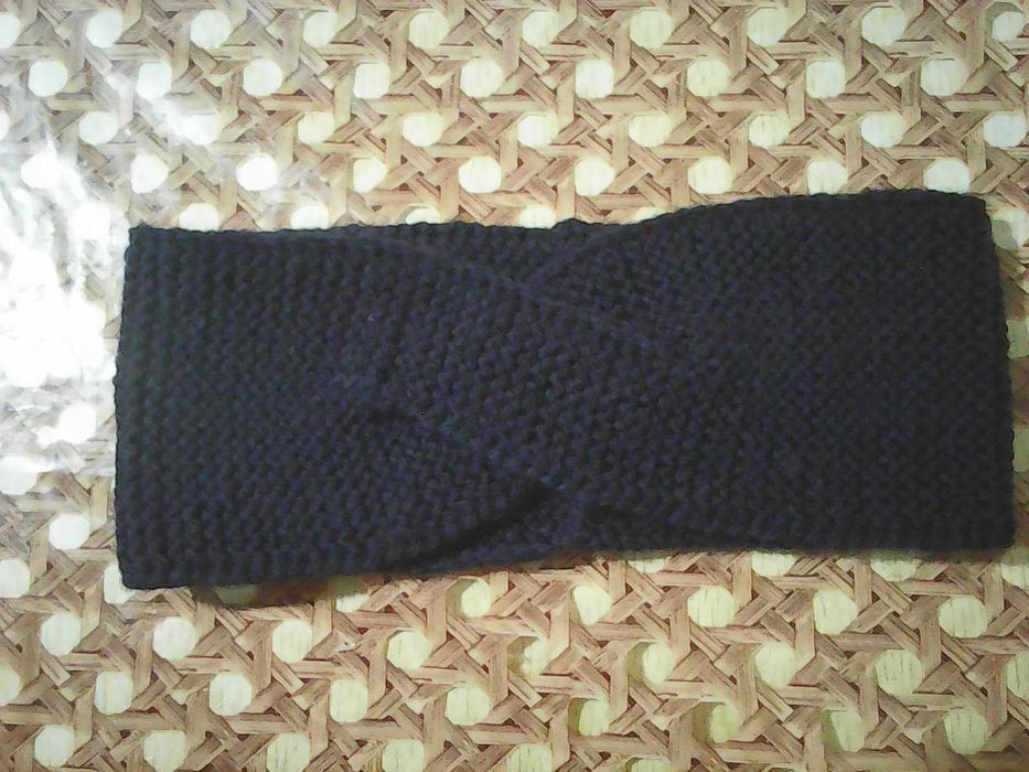 Жіноча в'язана пов'язка  на голову.  Р.54 – 56.