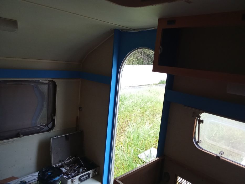 Vende-se Caravana