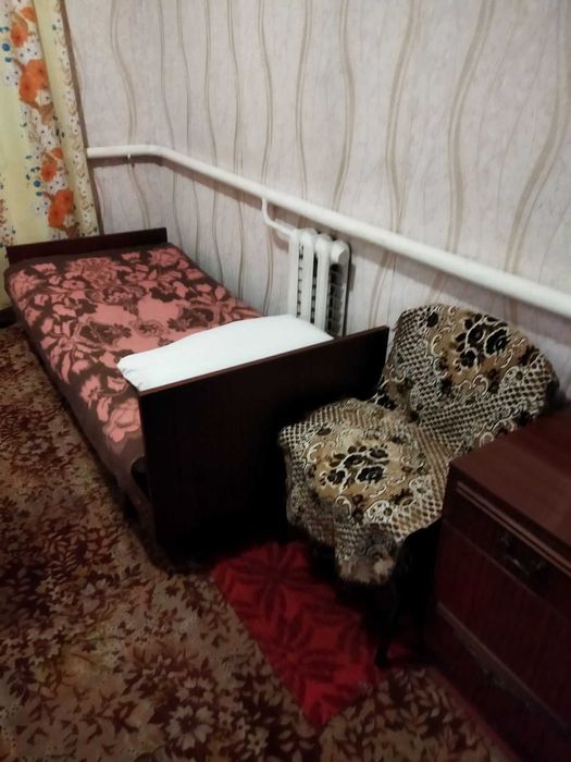 Здам кімнату в будинку  без сплати ком послуг