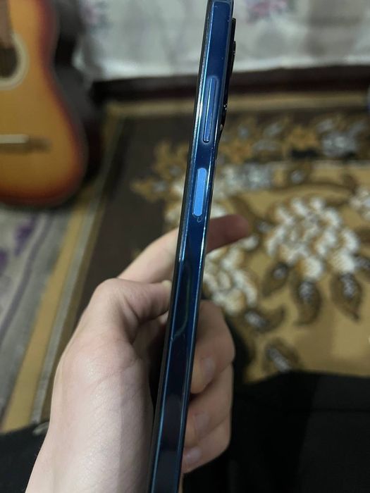 Продам поко x4 pro