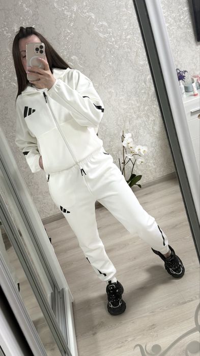 Спортивний костюм зіпка штани  Adidas Terrex білий жіночий