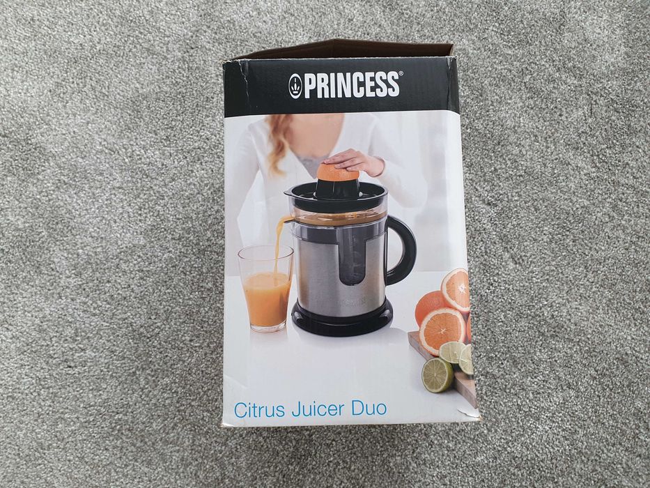 Espremedor de citrinos marca Princess
