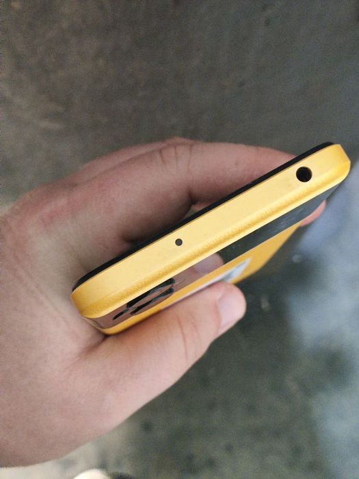 Xiaomi Poco M5 4/64 GB гарний стан, повний комплект