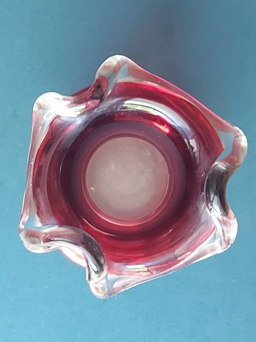 Wazon tarnowiec falbanki