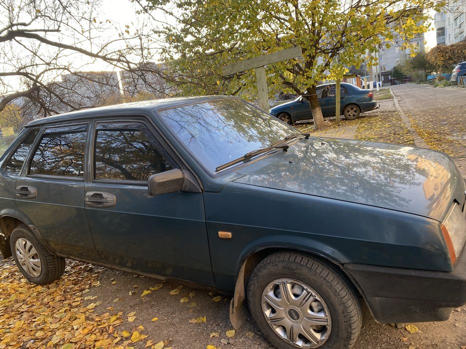 Продам машину Ваз 2199